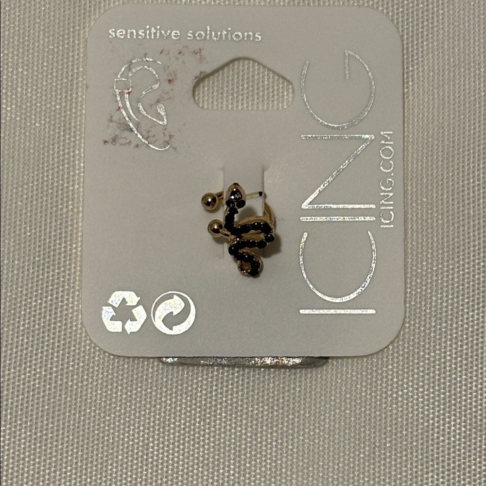 Icing Multicolor Ear Cuff Bundle - Picture 4 of 7